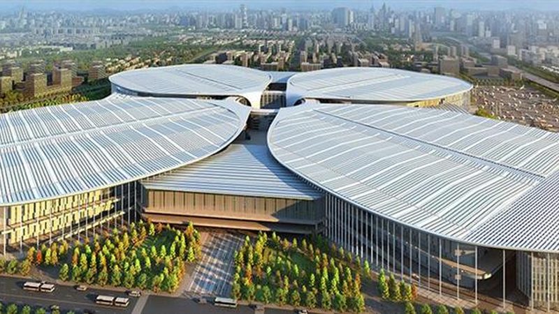 除了以上提到的费用外，小型广告公司的收费标准还可能包括以下项目：